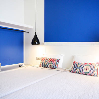 El Greco Hotel Thessaloniki Twin bed with two lamps